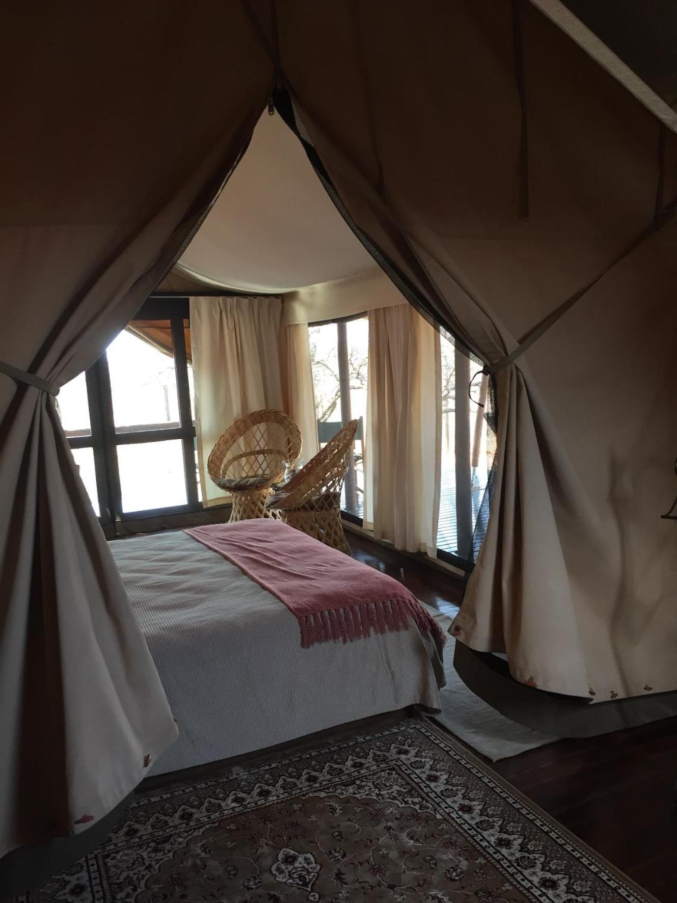 המנסקראל Out In Africa Wildlife Lodge מראה חיצוני תמונה